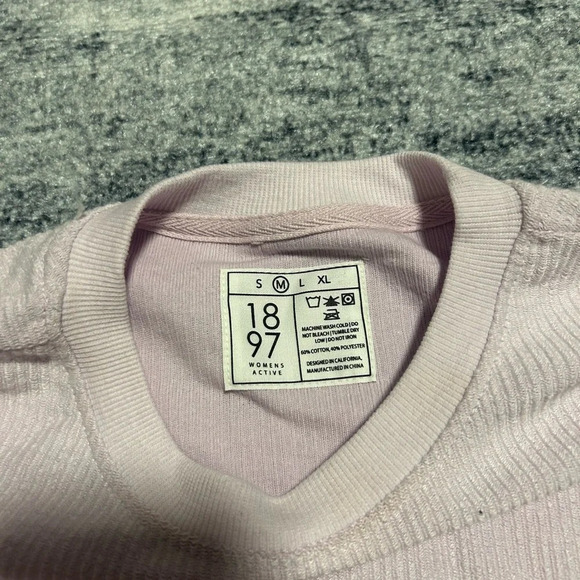 Ribbed MICHIGAN Crewneck - Picture 5 of 5